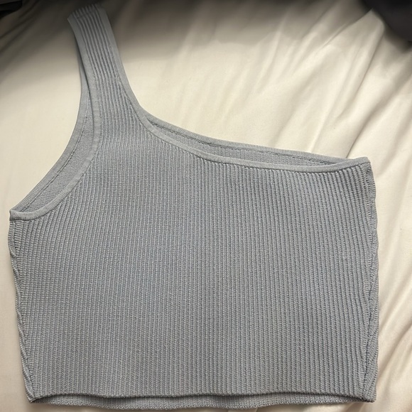 NWOT - Aritzia one shoulder ribbed top - Picture 2 of 4